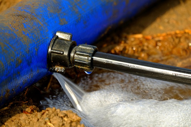 Comment gérer une fuite d’eau dans une maison ?
