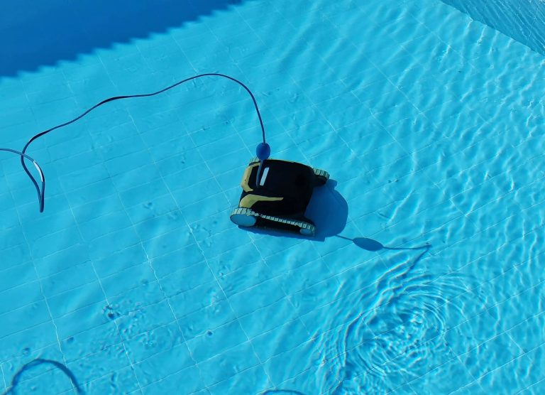 Quelles sont les dernières technologies et innovations dans le domaine des piscines ?